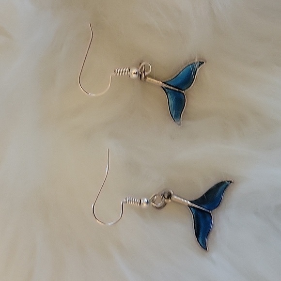 Mermaid tail earrings 🧜‍♀️ 🧜‍♂️.  Blue on both sides. 💙 - Picture 1 of 4